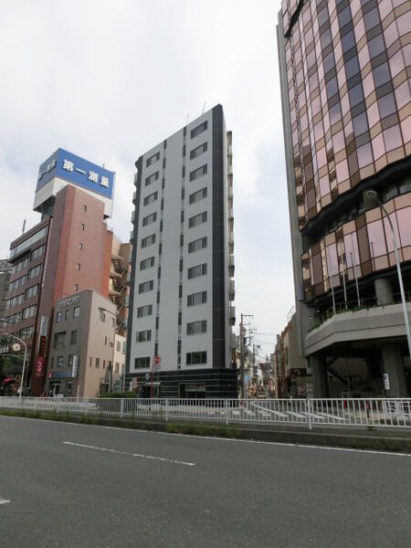 【セルアージュ横濱桜木町ヴァルール】外観