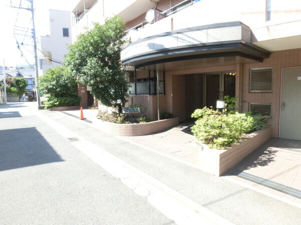 ナイスアーバン井土ヶ谷フラッツ 2枚目 ナイスアーバン井土ヶ谷フラッツ