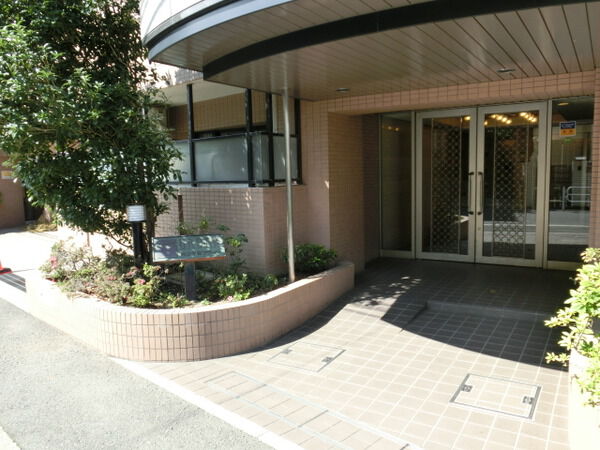 ナイスアーバン井土ヶ谷フラッツ 3枚目 ナイスアーバン井土ヶ谷フラッツ