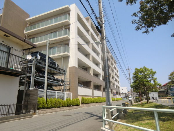 【プライズパーク南万騎が原】建物外観
