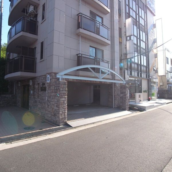 【リベレンス希望が丘】建物外観