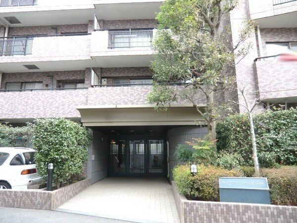 【横浜希望ヶ丘パークホームズ】エントランス