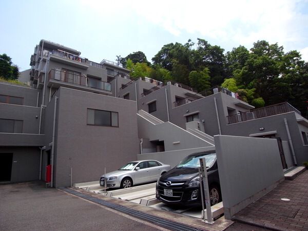 【藤和ライブタウン洋光台】マンション外観
