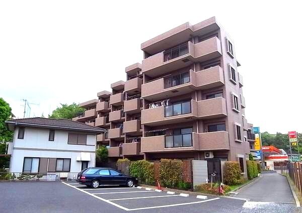 【ナイスアーバン本郷台】マンション外観