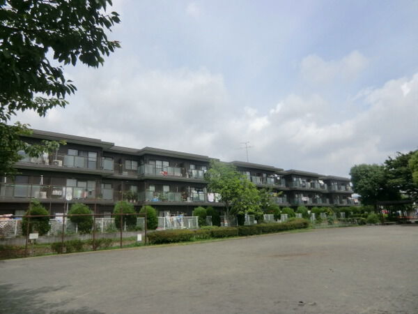 【上大岡ロイヤルハイツ】外観写真 【上大岡ロイヤルハイツ】外観写真