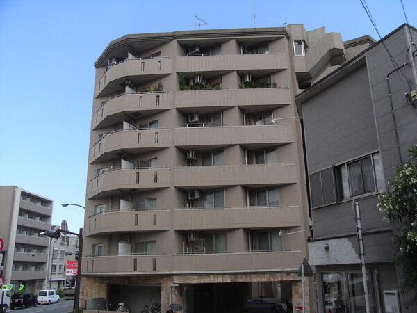 ヴェルビュ横浜反町
