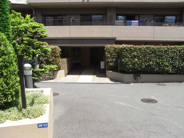 コスモ三ツ沢ガーデン山