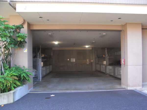 リブゼ横浜フェスタ片倉