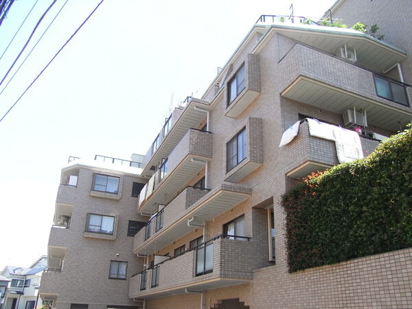 ロイヤルプラザ三ツ沢