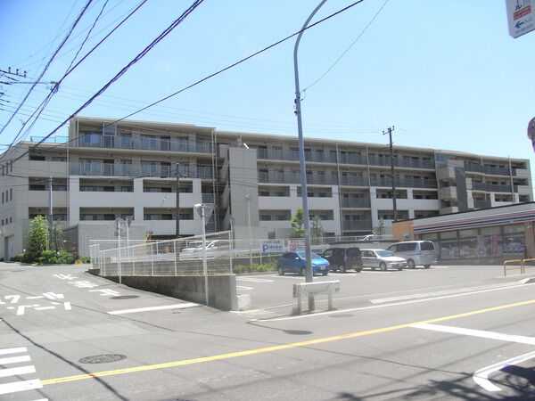 パークホームズ横濱岸根公園ブライトヒルズ