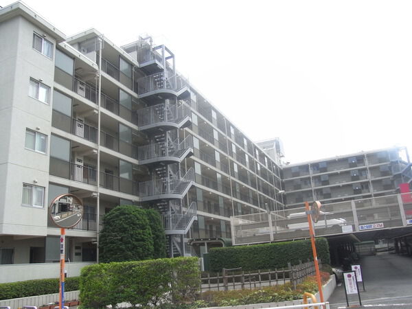 ローズハイツ横浜西口
