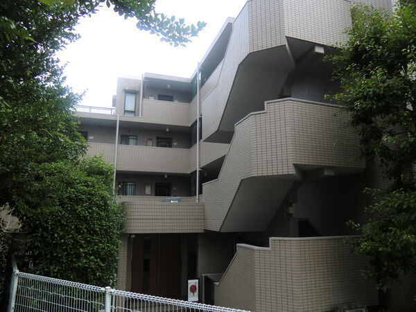 横浜藤棚ガーデンハウス 2枚目 横浜藤棚ガーデンハウス