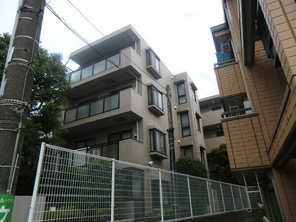 横浜藤棚ガーデンハウス 3枚目 横浜藤棚ガーデンハウス