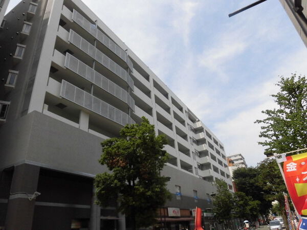 伊勢佐木クイントパラディオ