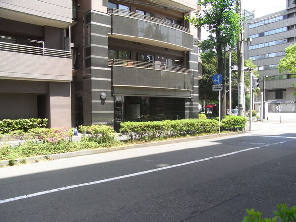 エクレール関内大通り公園