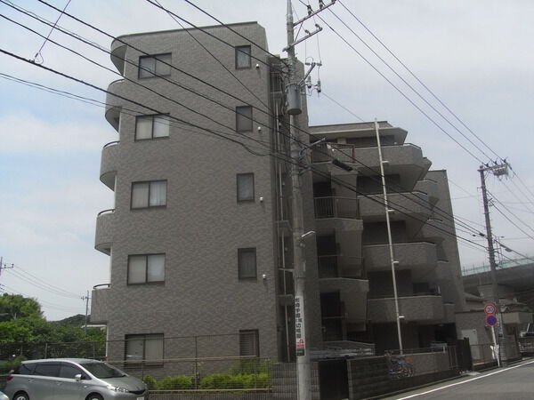 ソレアードホームズ上星川