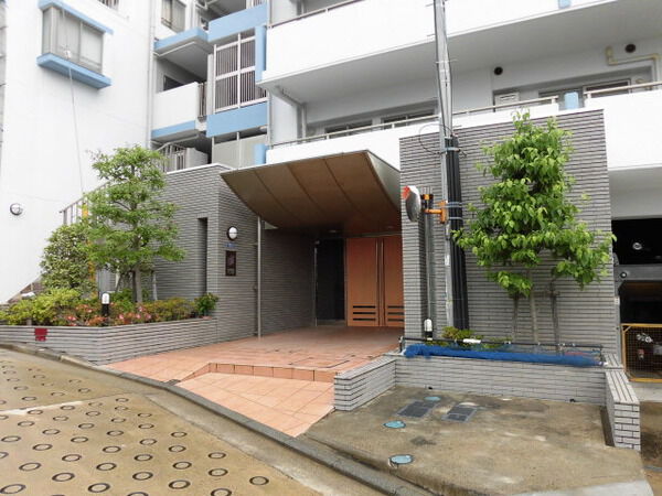 ソフィア横浜 2枚目 ソフィア横浜