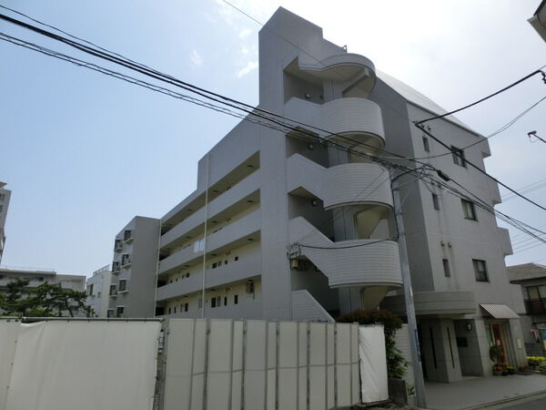 ダイヤモンドスクエア片瀬江ノ島