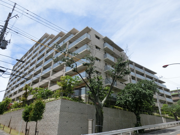 【プラウド藤沢ウエスト】外観