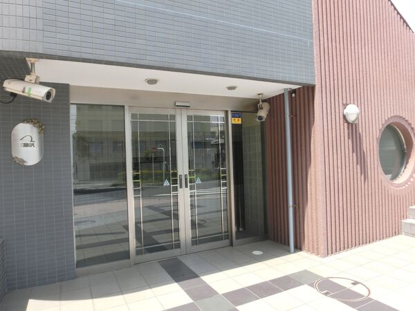 【コムーネ湘南藤沢】エントランス