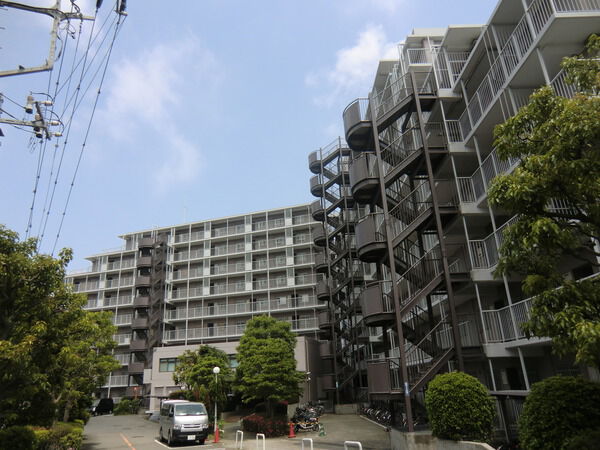 【藤沢スカイハイツ】外観