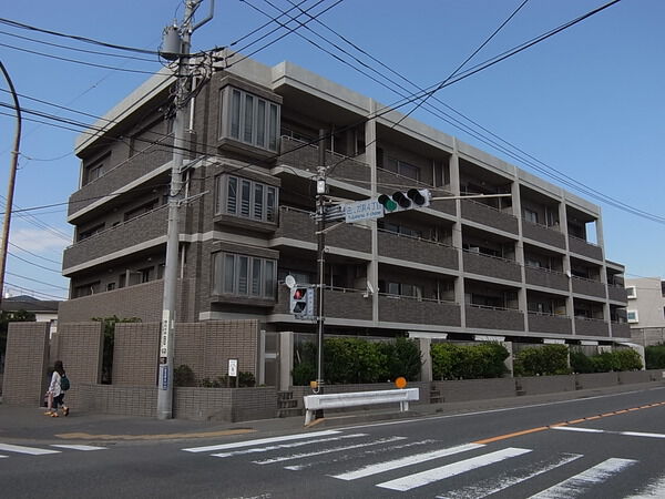 【アールドリヴァージュ鎌倉由比ヶ浜】外観