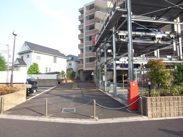 【リステージ茅ヶ崎中央公園】駐車場