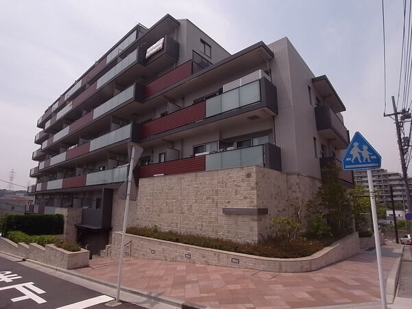 【パークホームズ東戸塚プレシャスアベニュー】外観