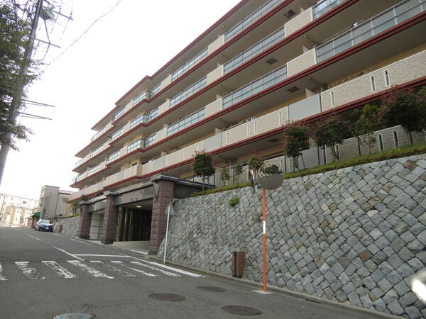 ロータリーパレス逗子見晴らしの丘