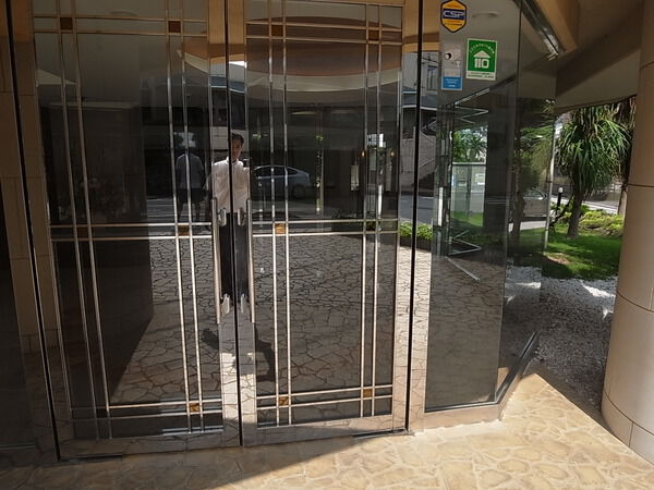 【グランシティ葉山シーフォリア】エントランス 【グランシティ葉山シーフォリア】エントランス