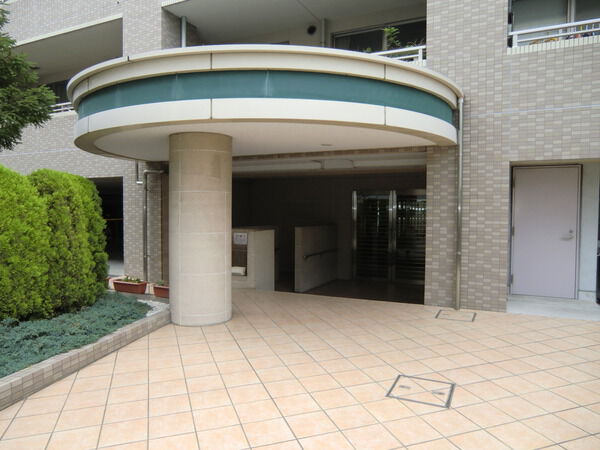 【D’クラディア湘南台】エントランス