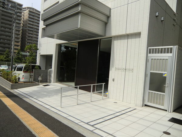 【ソラシア湘南台】入り口