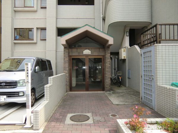 【ファーストクラス湘南台】入り口 【ファーストクラス湘南台】入り口