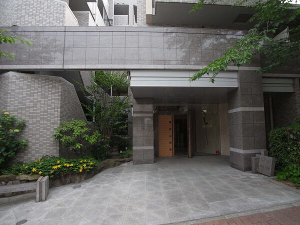 グランドメゾン雲雀丘 3枚目 グランドメゾン雲雀丘