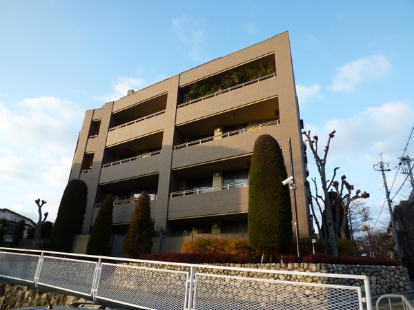 ファミール花屋敷