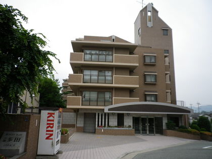 サニーフラット川西多田