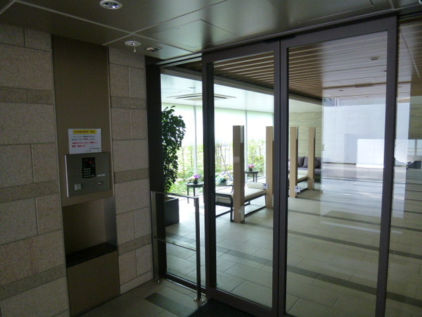 【プラウド甲子園口】エントランス 【プラウド甲子園口】エントランス