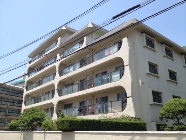 【興人甲東園マンション】外観２
