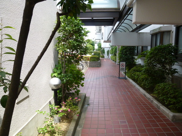 【藤和ライブタウン仁川２】共用部