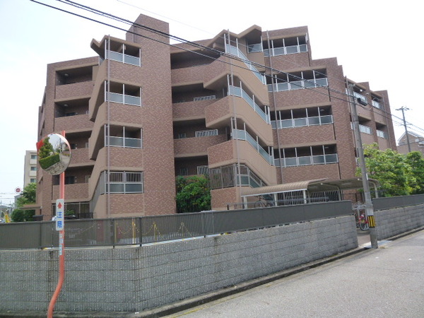 【メゾン甲子園口天道町】外観2