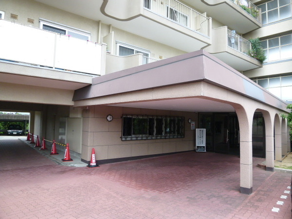 【阪急新仁川マンション】エントランス外観