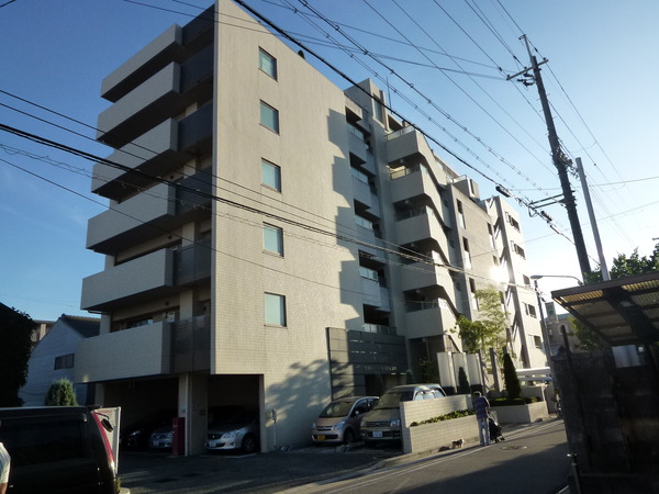 ワイズコート塚口エスタシオン