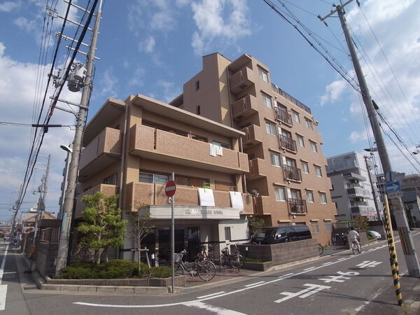 グローバル東園田