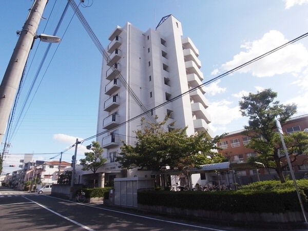 ラウムズ東園田