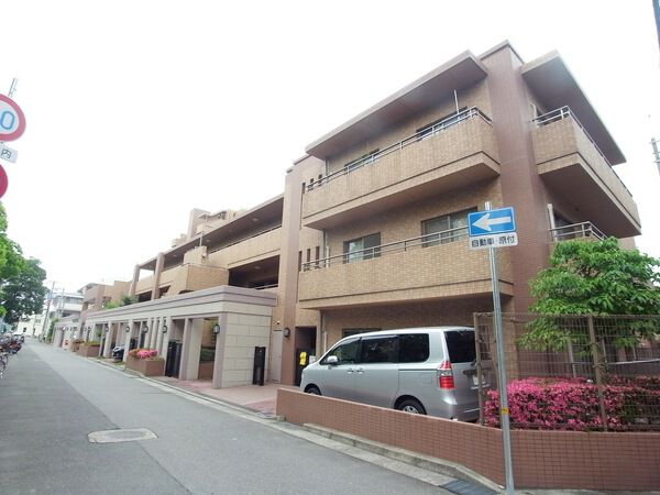 メゾンドール橘公園