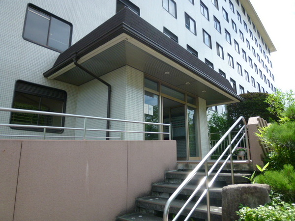 【千里南町メゾネット】エントランス