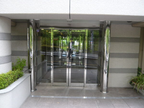 【津雲台アーバンライフ】エントランス 【津雲台アーバンライフ】エントランス