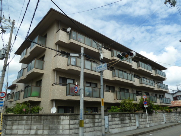 豊中桜塚ハウス