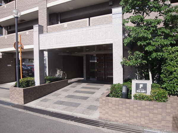 ファミール高槻北園町