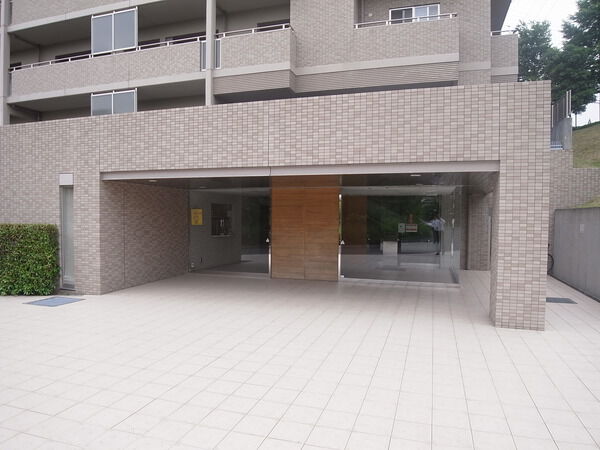 グランノア高槻阿武山ルーチェ